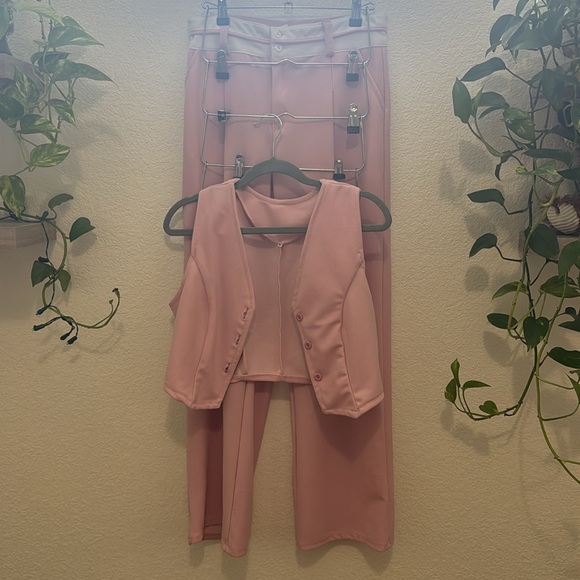 Women’s Pink Two Piece Set Vest & Pants Size M - Picture 1 of 12